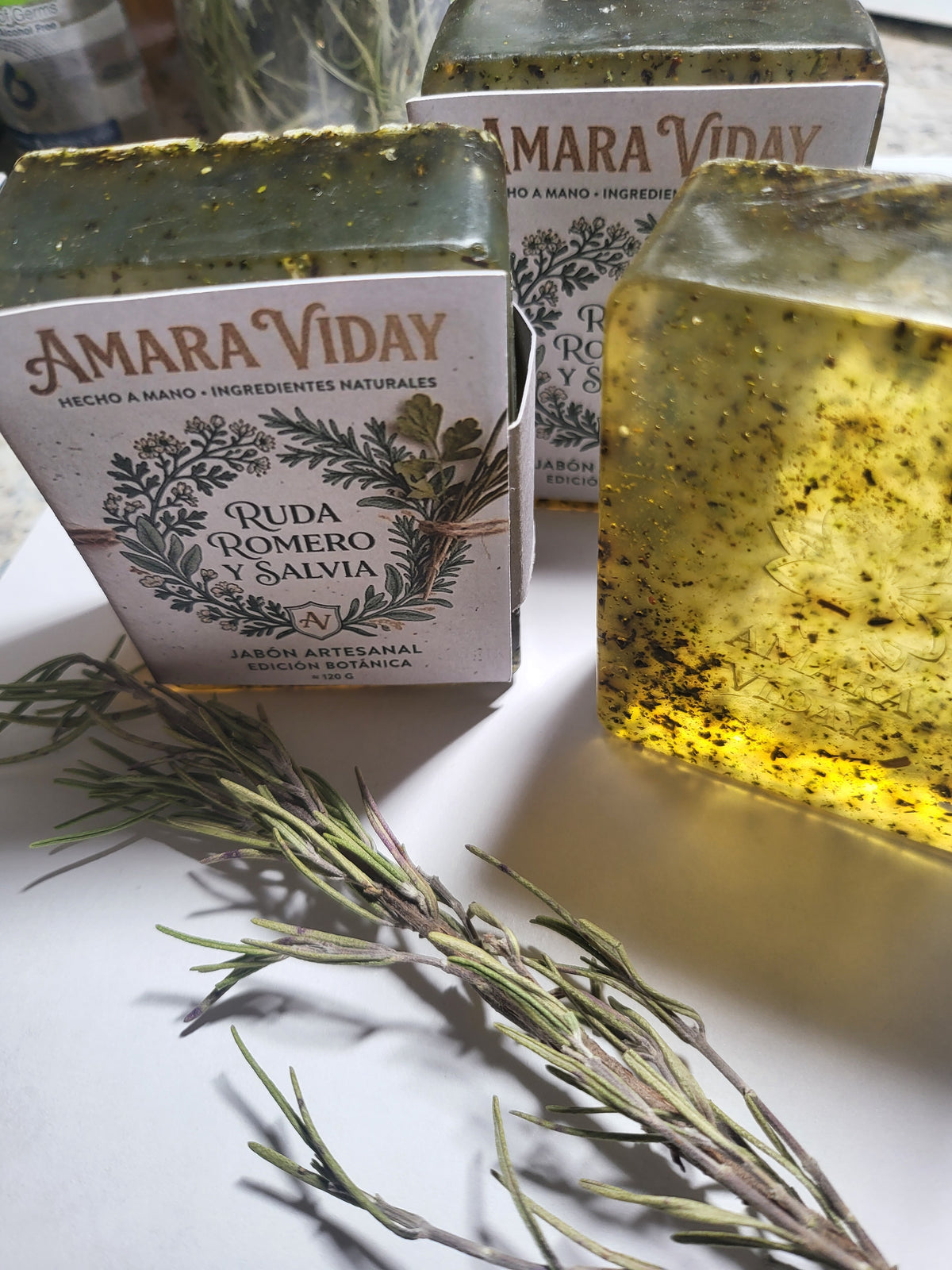 Jabón Artesanal de Ruda, Romero y Salvia